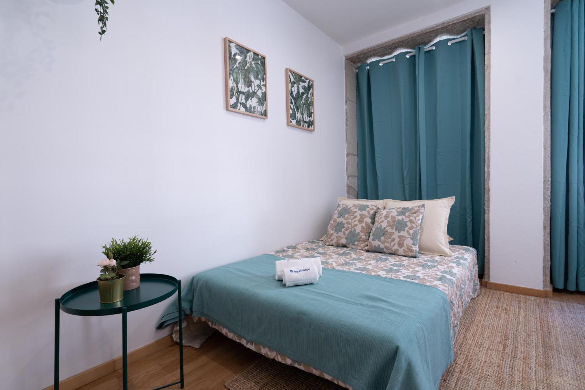 Apartmán Host Wise - Colorful Fresh Flats - Batalha Porto Pokoj fotografie